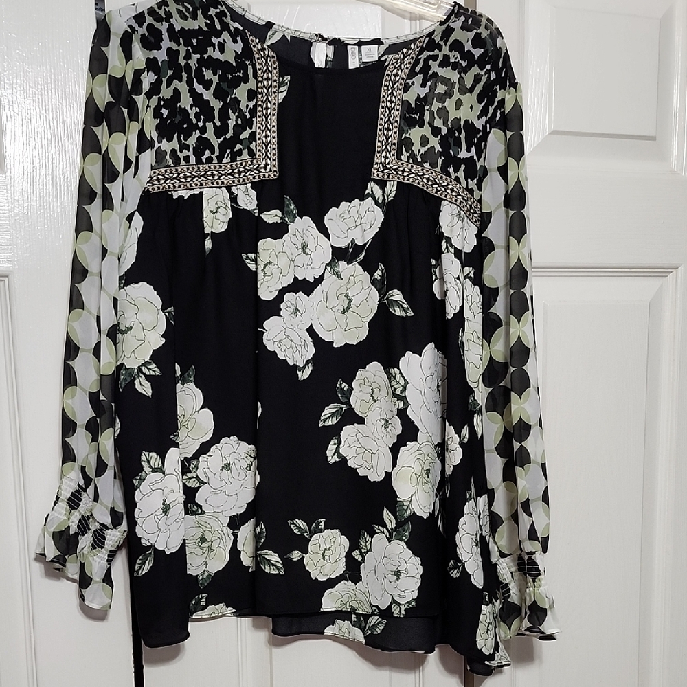 Cato Black and White Floral Blouse